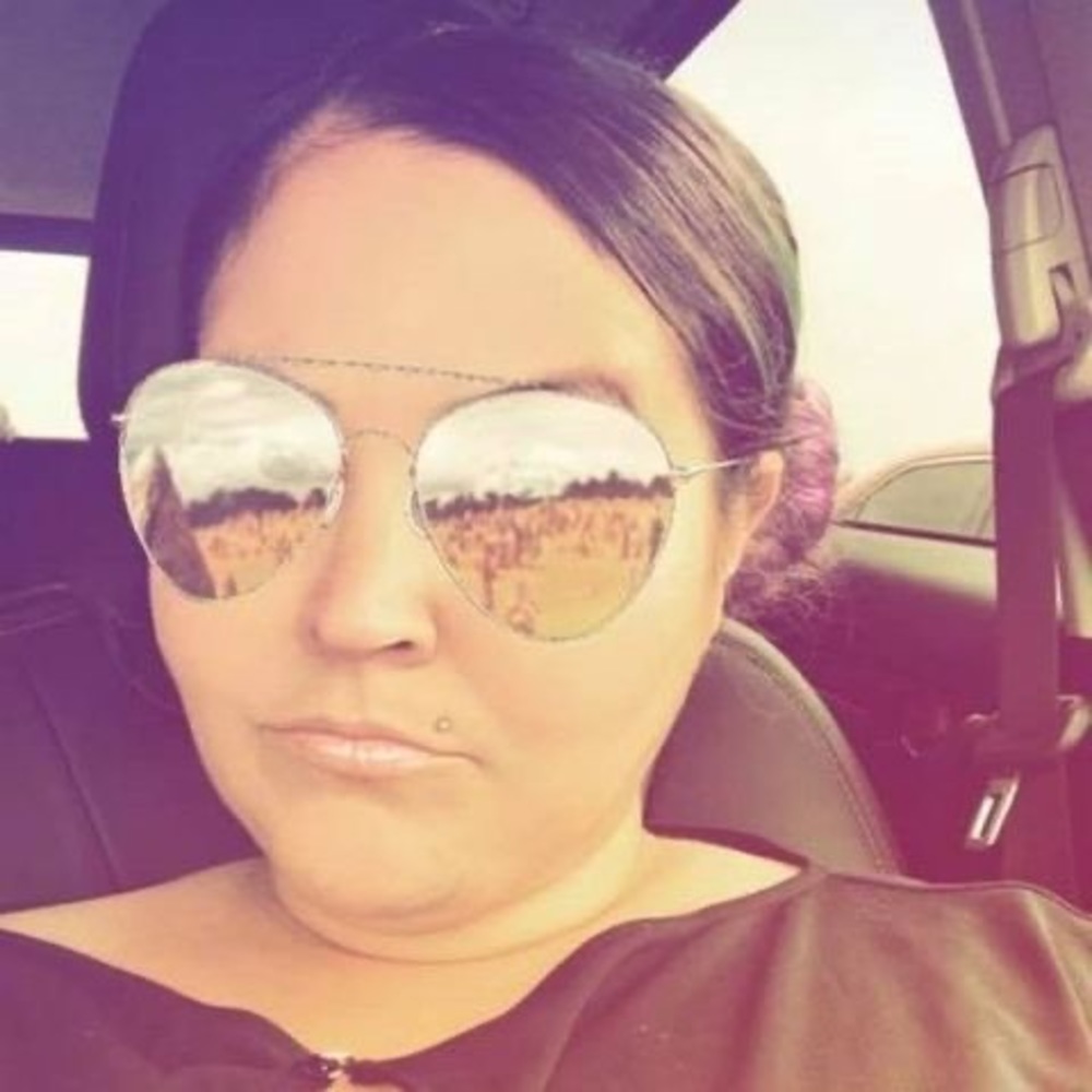 Meet your Posher, Natasha